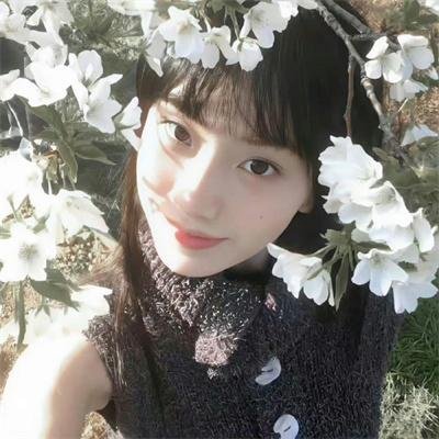 背带短裤丧尸来袭